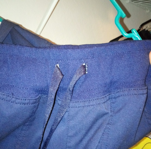 Scrub Top and Pants Set - Picture 3 of 5